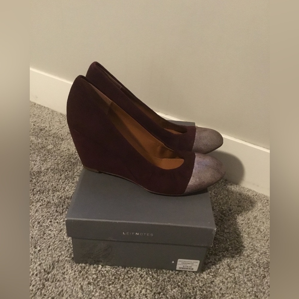 Anthropologie Leifnotes Burgundy Wedges sz 7 37.5